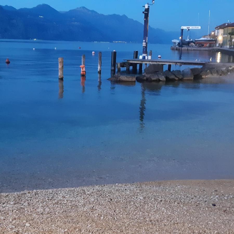 Hotel Danieli La Castellana Lago Di Garda เบรนโซเน ซูล การ์ดา ภายนอก รูปภาพ