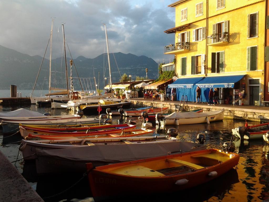 Hotel Danieli La Castellana Lago Di Garda เบรนโซเน ซูล การ์ดา ภายนอก รูปภาพ